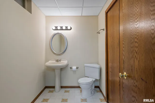 $395,000 | 306 13th Avenue, De Witt, IA 52742