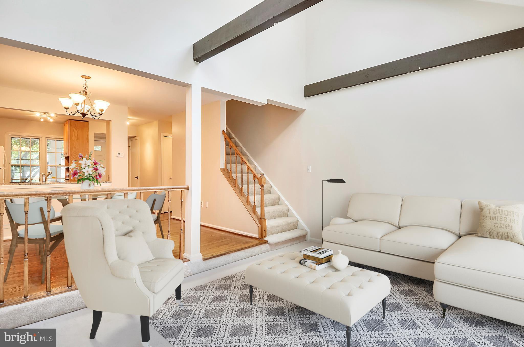 2504 South Walter Reed Drive, Unit 2 Arlington, VA 22206 - Photo 2 of 19 Living Room