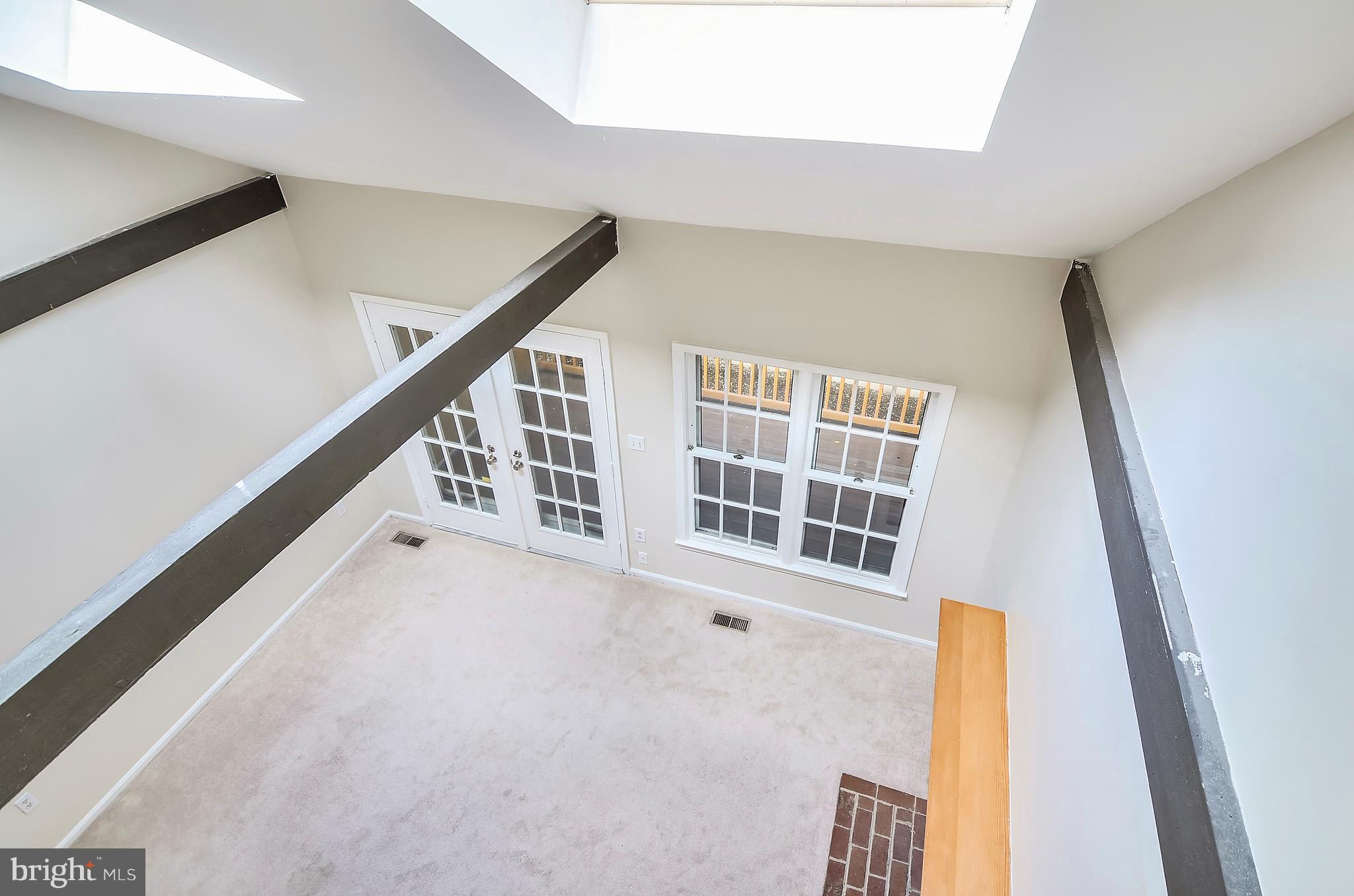2504 South Walter Reed Drive, Unit 2 Arlington, VA 22206 - Photo 19 of 19 Interior (General)
