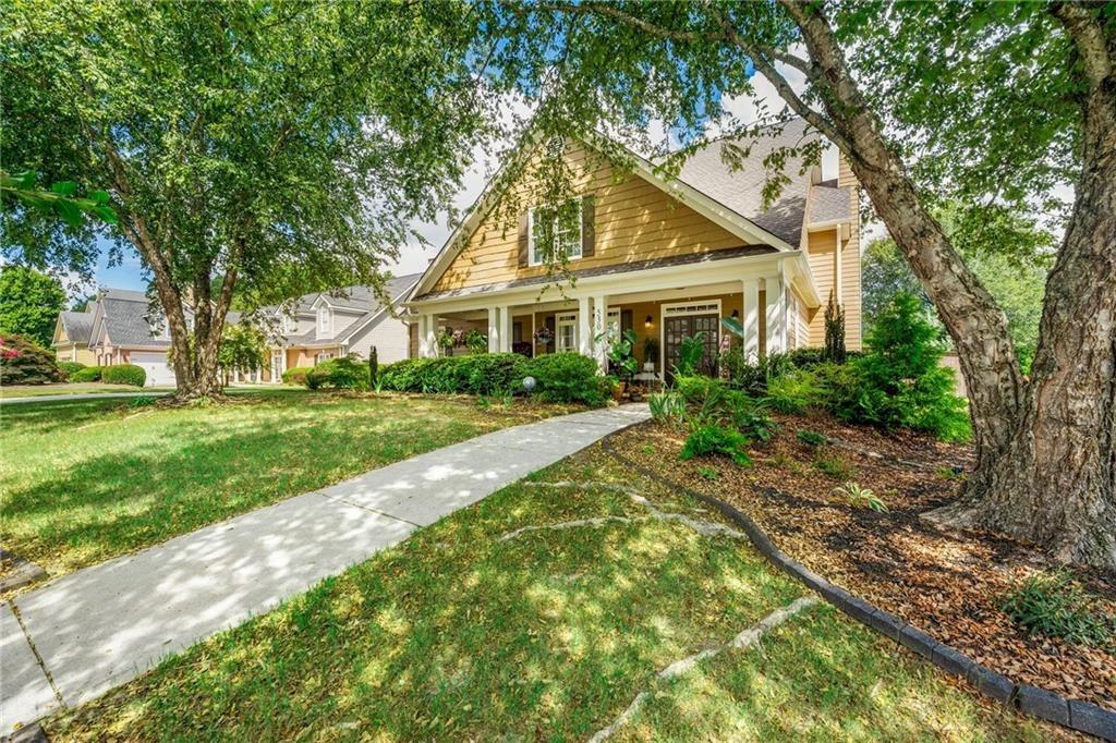 530 Bay Grove Road Southeast Loganville, GA 30052 - Photo 3 of 38