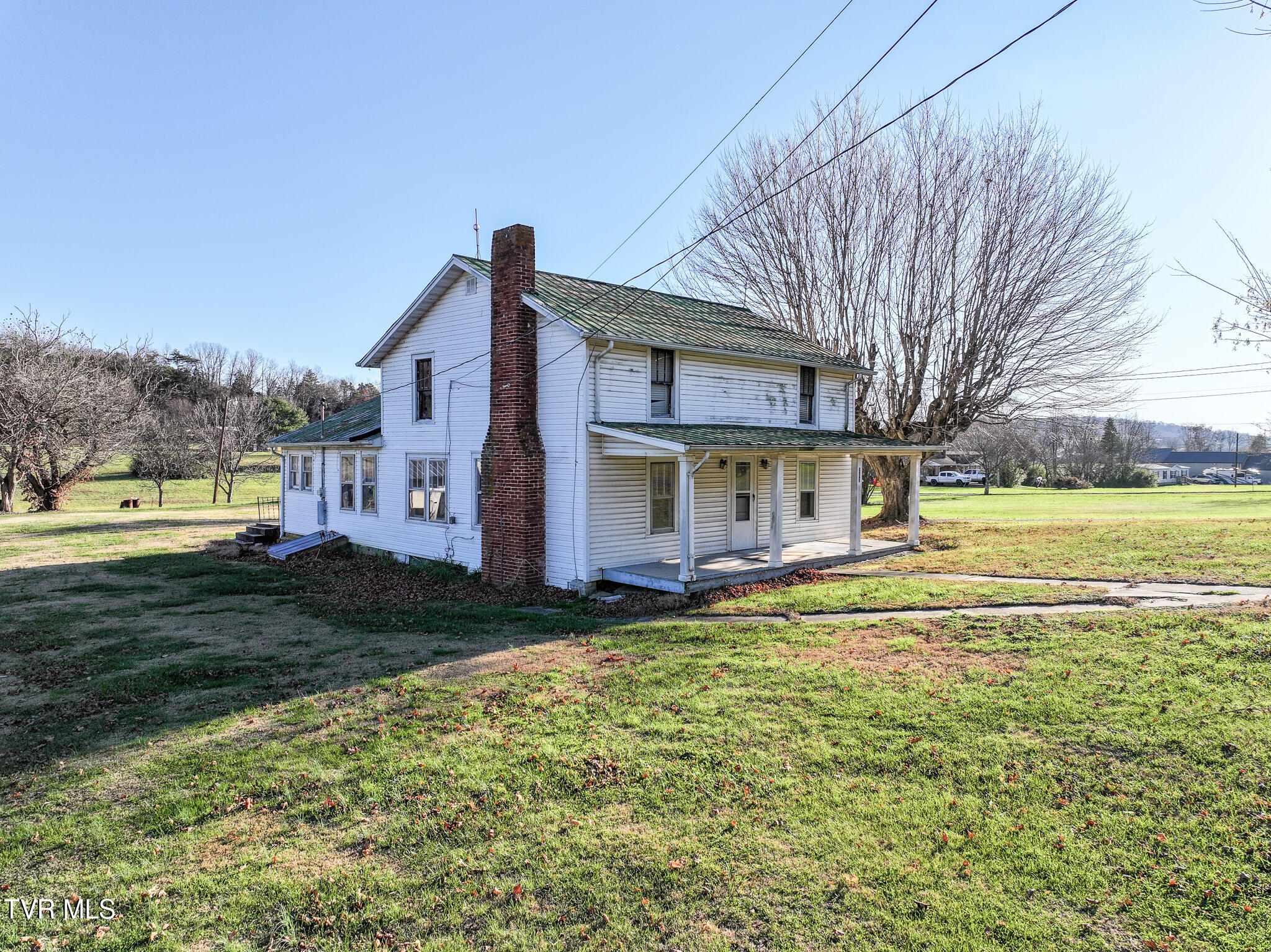 200 Doughtys Chapel Road Greeneville, TN 37745 - Photo 11 of 39 DJI_20251121175809_0148_D
