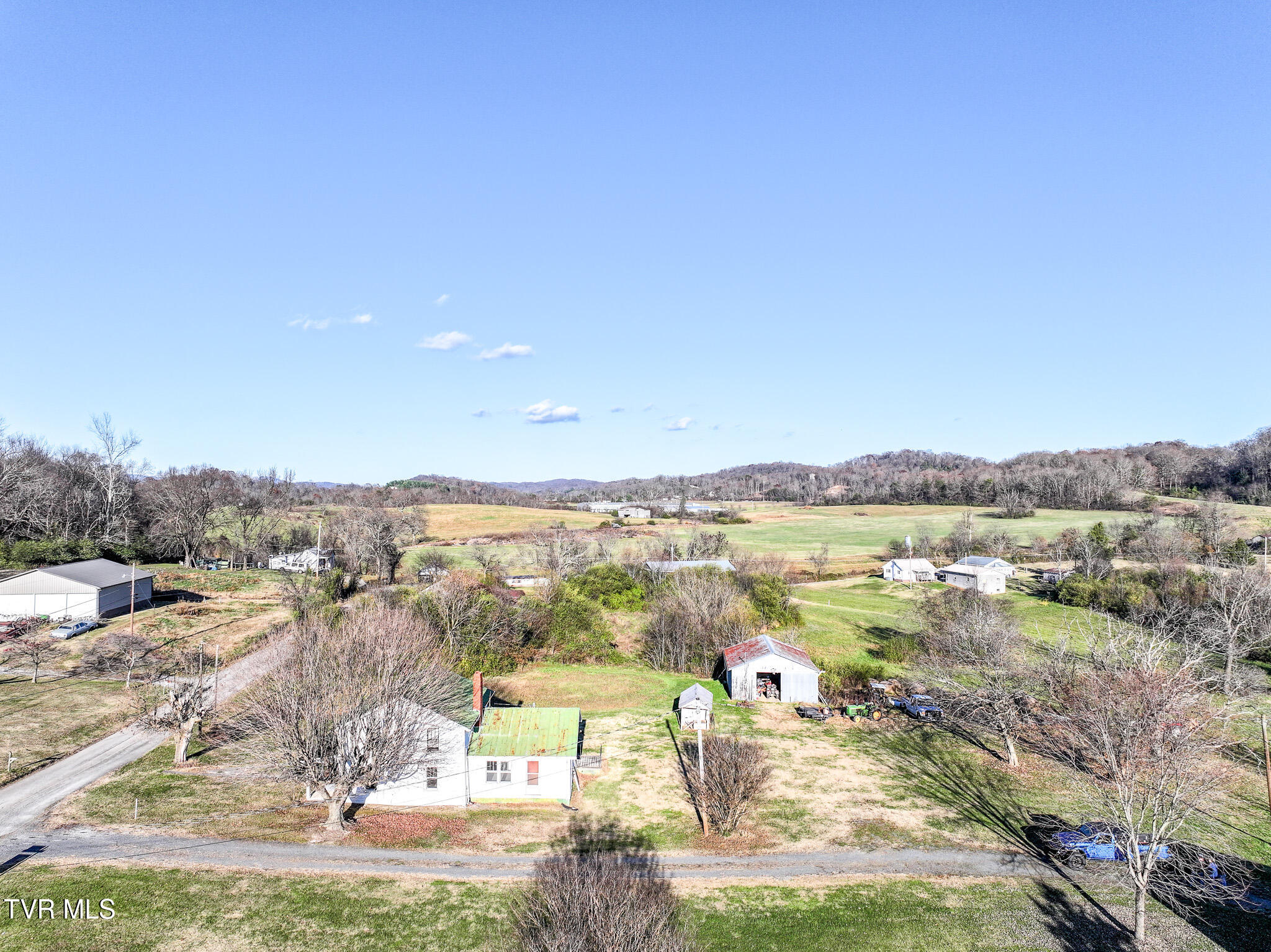 200 Doughtys Chapel Road Greeneville, TN 37745 - Photo 35 of 39 DJI_20251121180047_0155_D