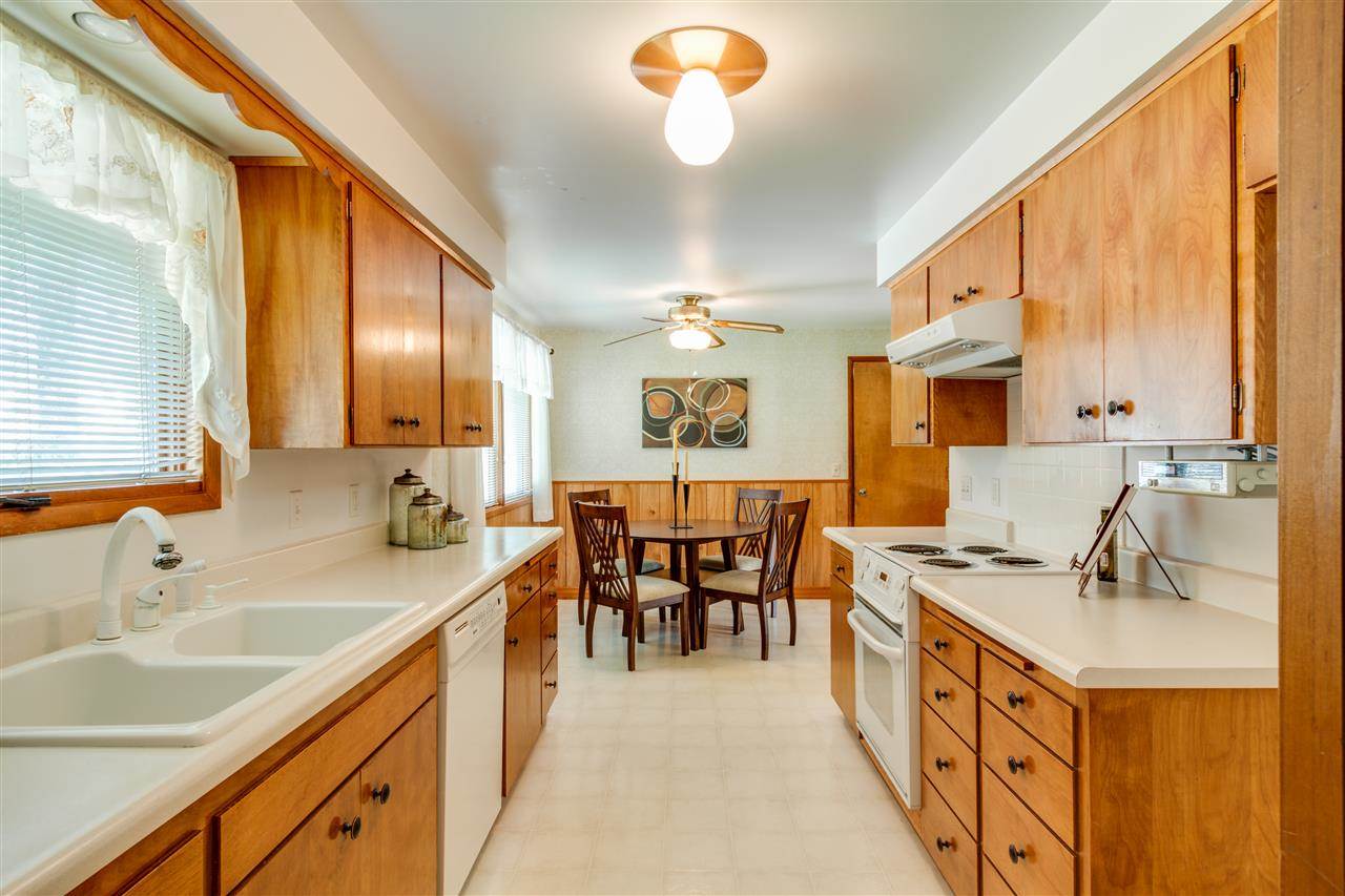 2319 South Vercler Road Spokane Valley, WA 99216 - Photo 7 of 20 Gallery Image 7