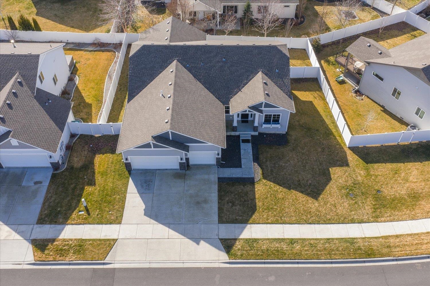 3207 West Westview Avenue Spokane, WA 99208 - Photo 23 of 32