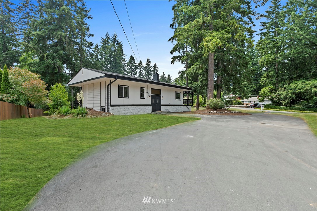 17805 Southeast 144th Street Renton, WA 98059 - Photo 2 of 40