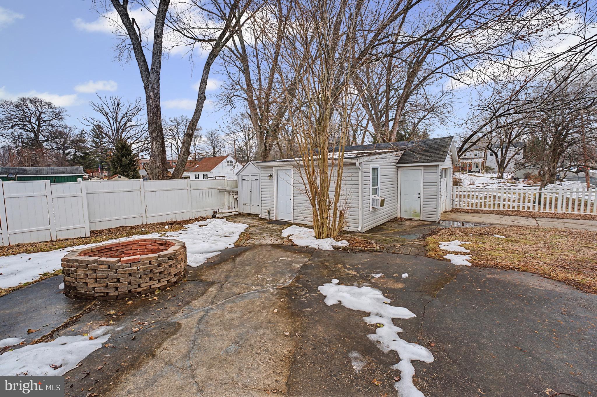 339 Edmund Street Aberdeen, MD 21001 - Photo 4 of 30 Charming backyard retreat with winter's touch.