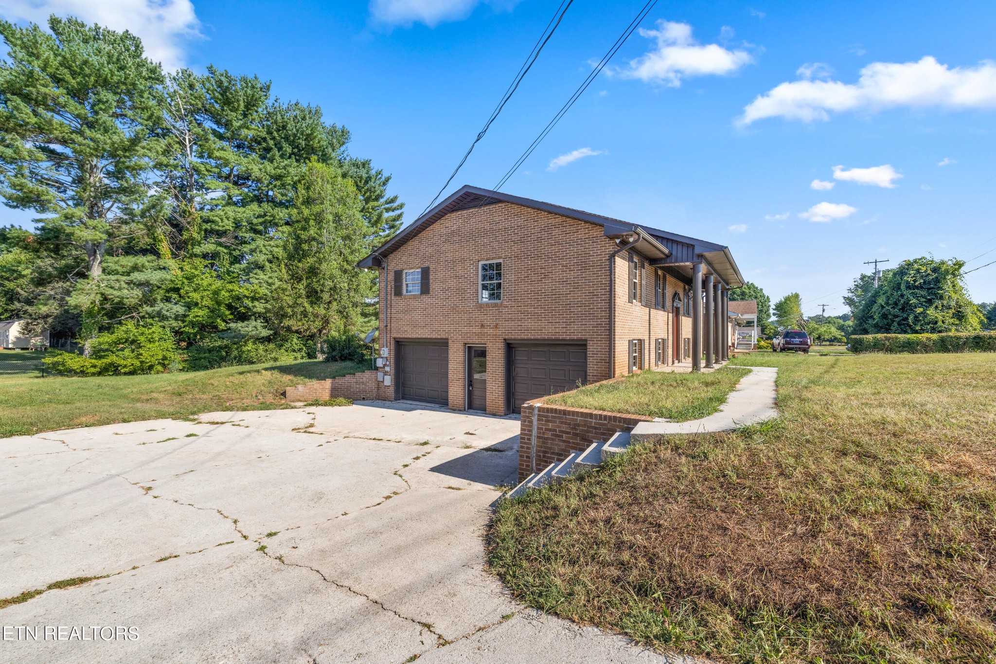 274 St John's Road Morristown, TN 37814 - Photo 3 of 29 Gallery Image 3