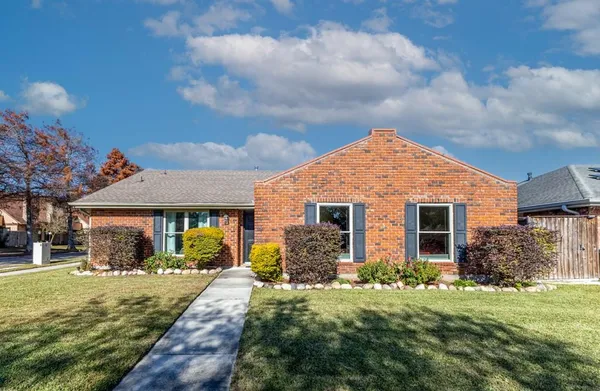 $2,500 | 700 Vintage Drive, Kenner, LA 70065