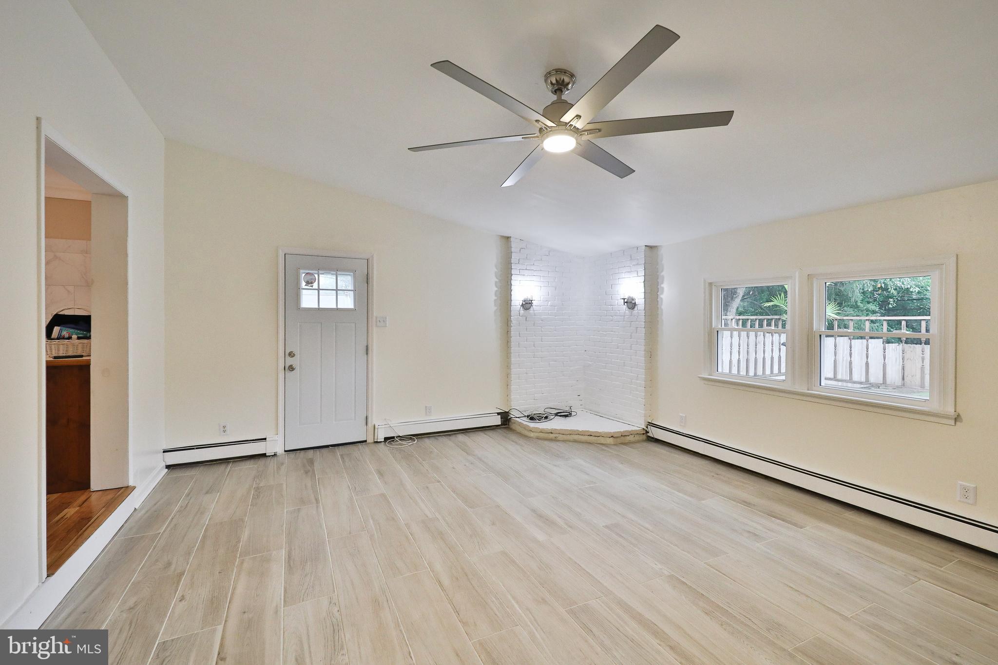 1240 Thomson Road Abington, PA 19001 - Photo 11 of 31 Family Room