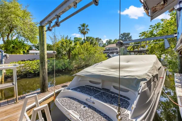 $3,600 | 428 West Klosterman Road, Palm Harbor, FL 34683