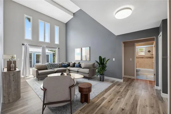 $3,600 | 428 West Klosterman Road, Palm Harbor, FL 34683