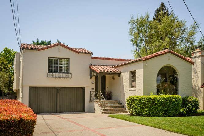 Clarendon Road Burlingame, CA 94010 - Photo 19 of 19 a front view of a house with garden