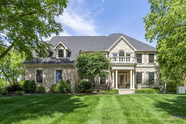 $925,000 | 13715 Violet Meadows Boulevard, Pickerington, OH 43147