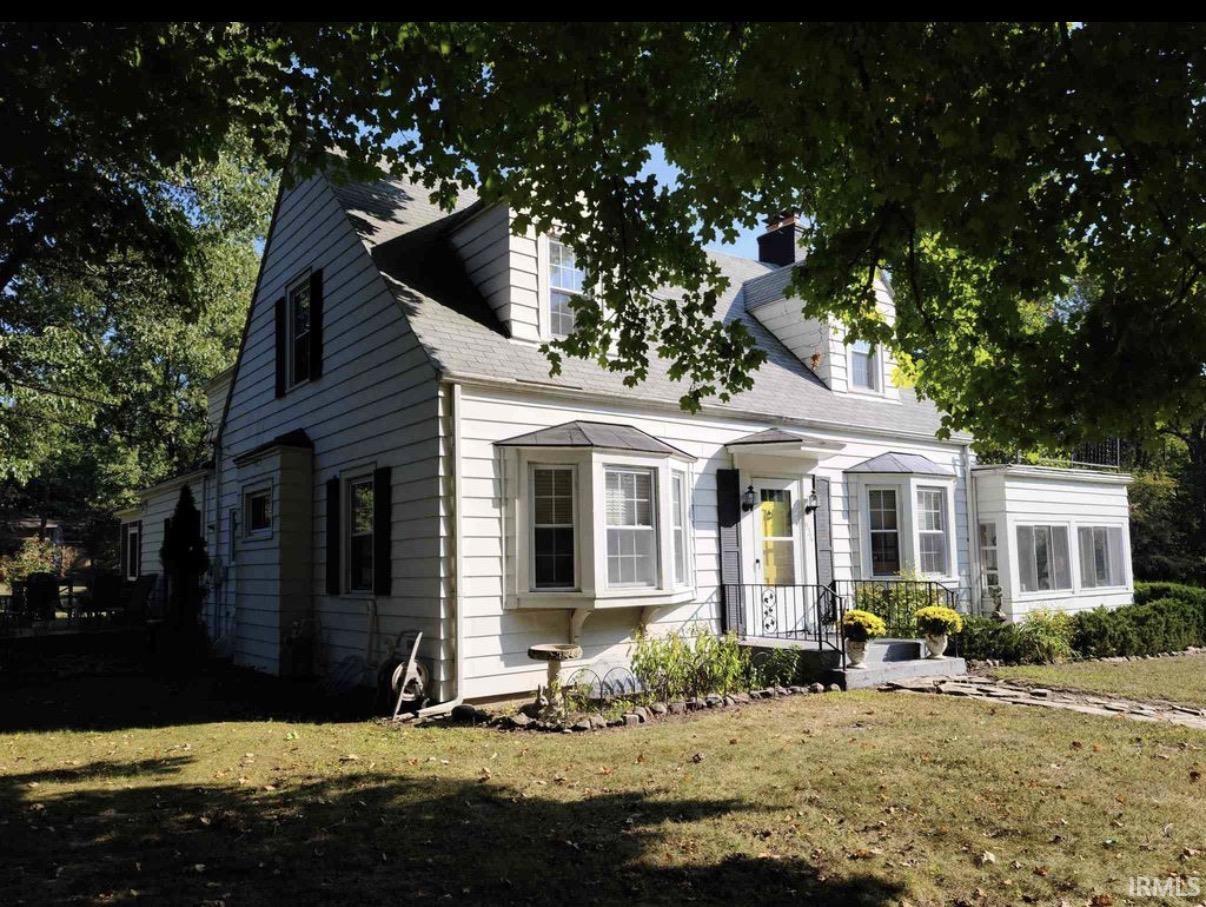 936 Academy Road Culver, IN 46511 - Photo 2 of 32