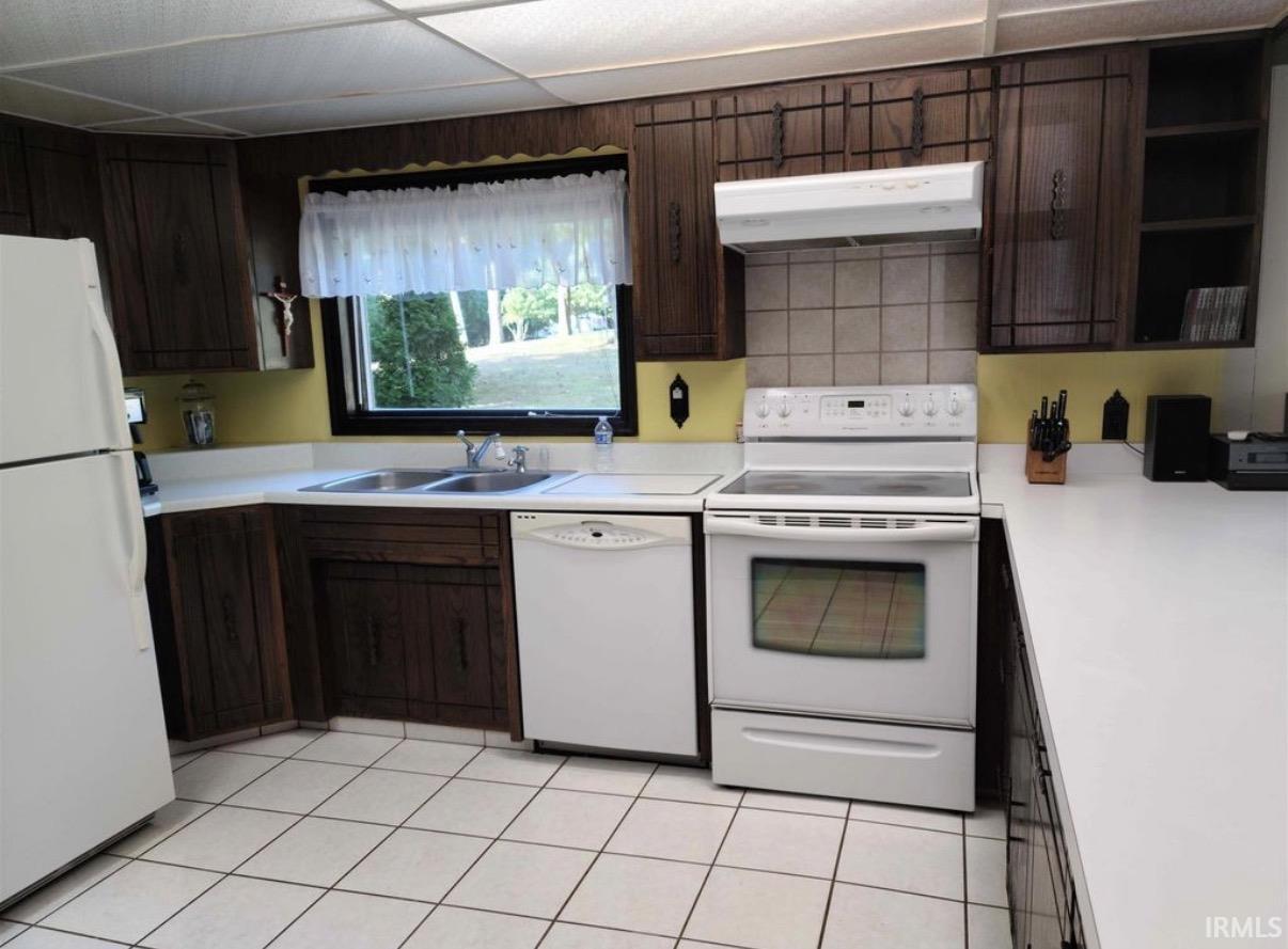 936 Academy Road Culver, IN 46511 - Photo 8 of 32