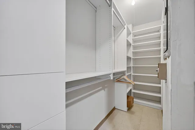 $1,200,000 | 1401 North Oak Street, Unit G5, Arlington, VA 22209