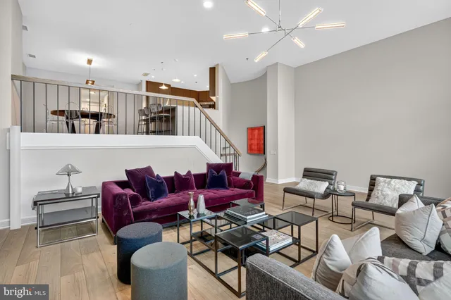$1,200,000 | 1401 North Oak Street, Unit G5, Arlington, VA 22209
