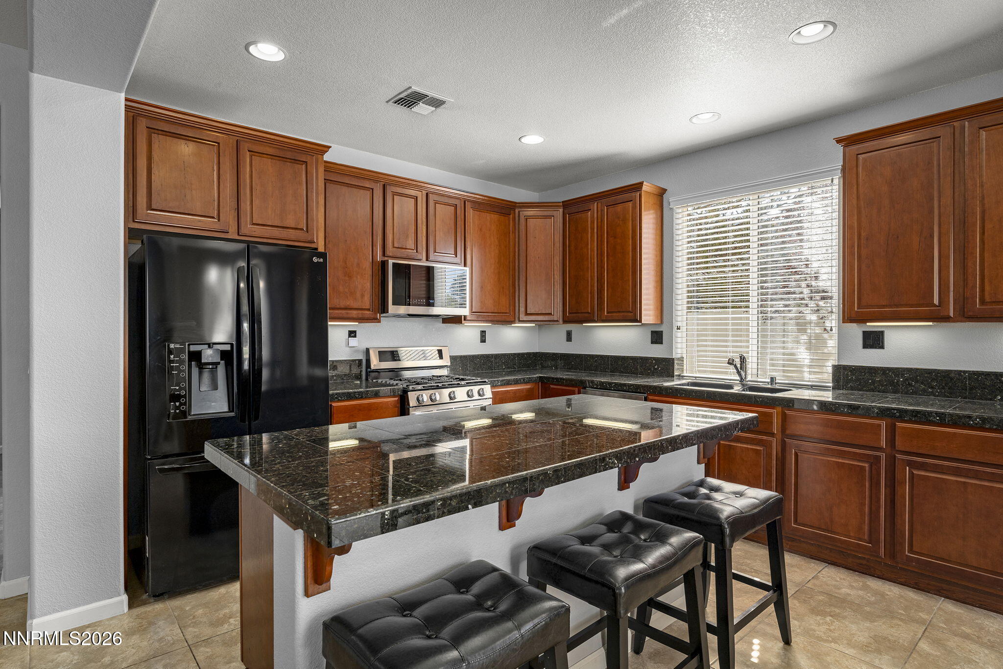 2590 Country Falls Lane Reno, NV 89521 - Photo 11 of 26 11-web-or-mls-_DSC2842