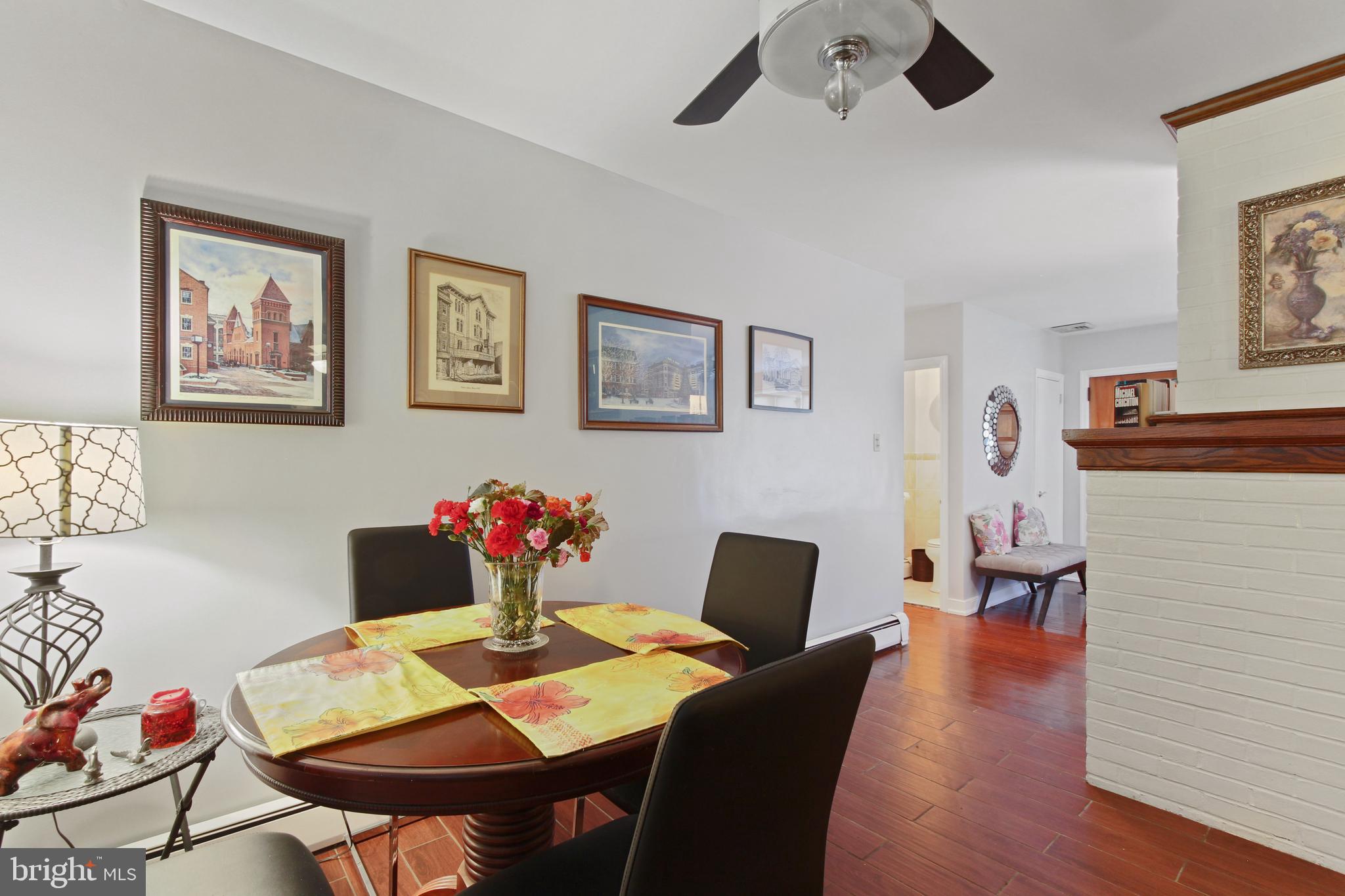 18 Gable Park Road Lancaster, PA 17603 - Photo 11 of 41 Eat-In Kitchen