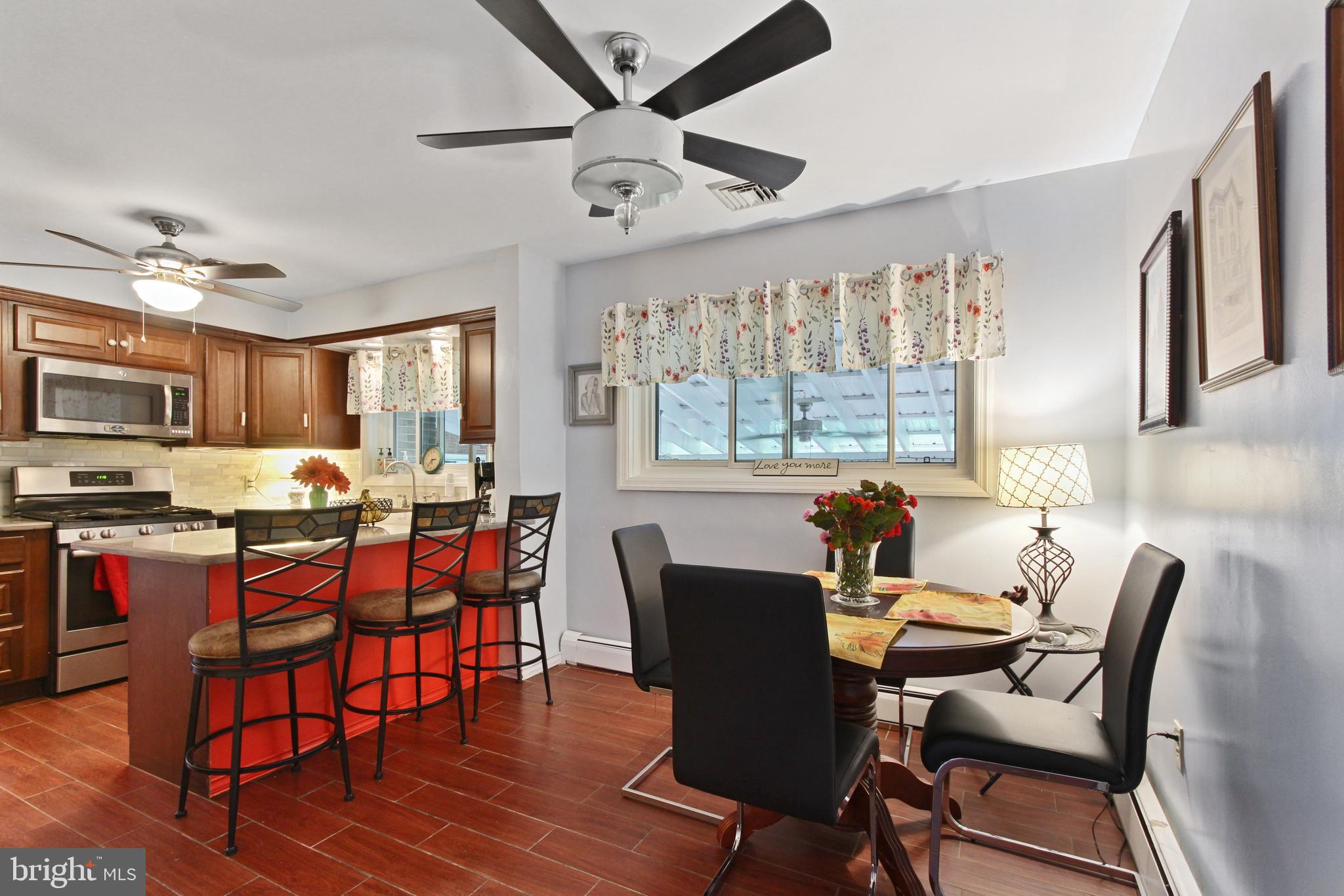 18 Gable Park Road Lancaster, PA 17603 - Photo 10 of 41 Eat-In Kitchen