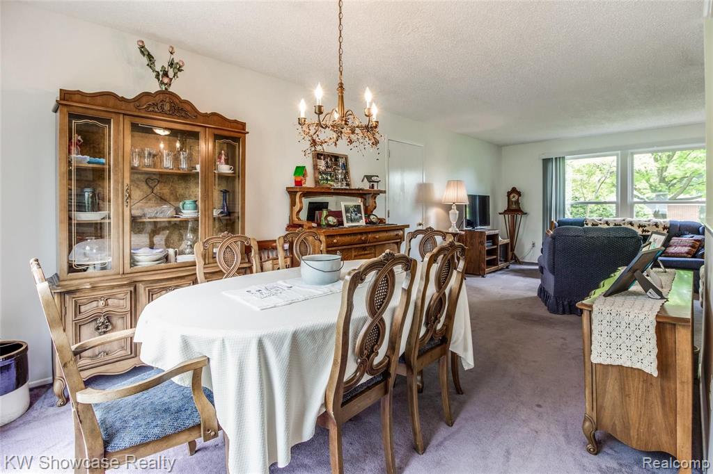 998 Hadley Road Rochester Hills, MI 48307 - Photo 20 of 42