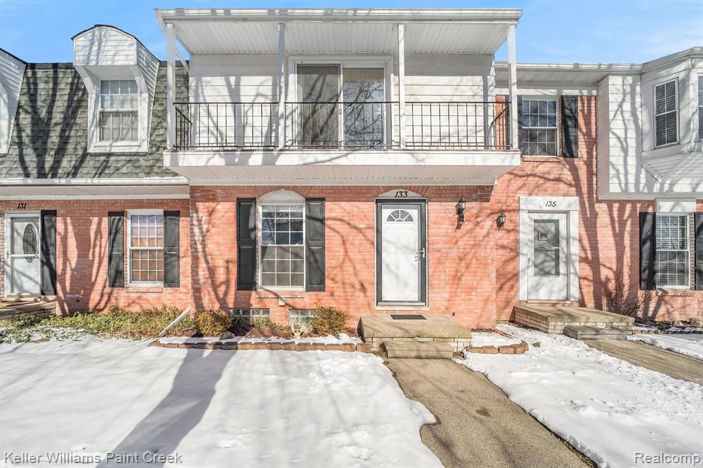 133 Stratford Lane Rochester, MI 48309 - Photo 1 of 25