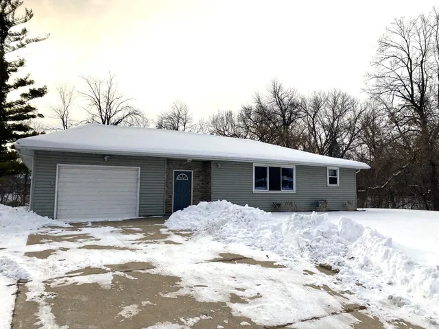 $299,000 | W2689 Buchanan Road, Appleton, WI 54915