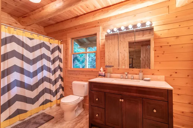 $1,300,000 | 1156 Baird Road, Barton, VT 05822