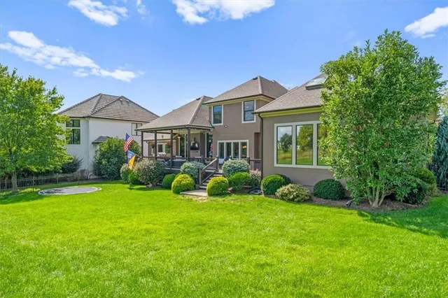 $995,000 | 8541 North Donnelly Avenue, Kansas City, MO 64157