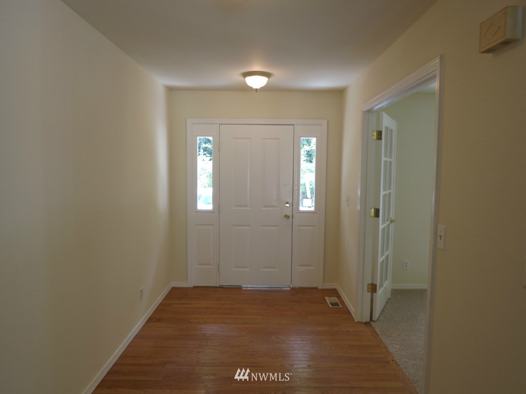 26642 Ritter Lane Northeast Kingston, WA 98346 - Photo 2 of 24 Gallery Image 2