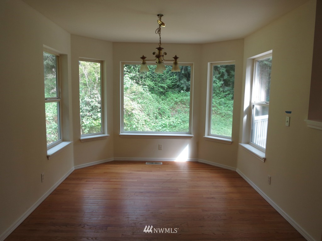 26642 Ritter Lane Northeast Kingston, WA 98346 - Photo 6 of 24 Gallery Image 6