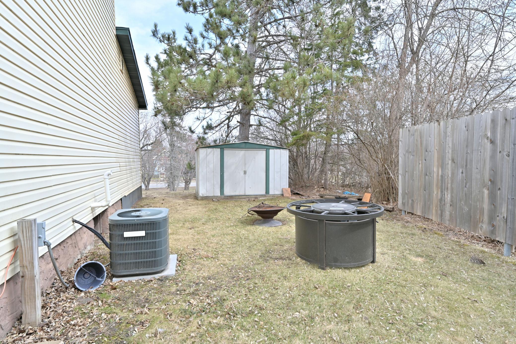 101 Lakeview Boulevard Coleraine, MN 55722 - Photo 20 of 23
