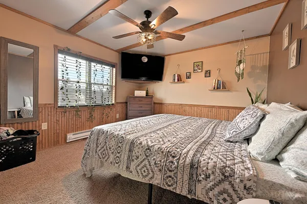 $184,900 | 101 Lakeview Boulevard, Coleraine, MN 55722