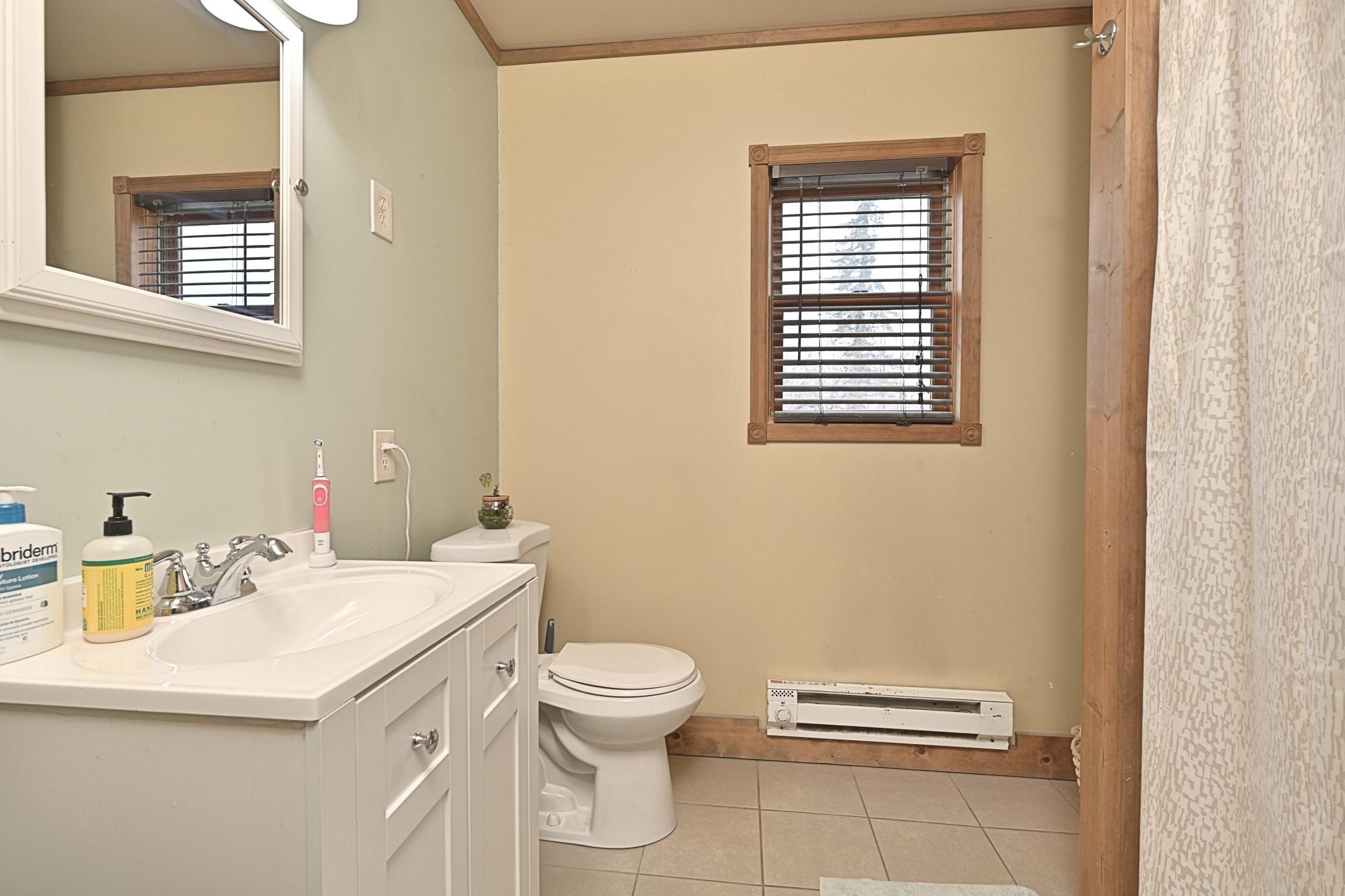 101 Lakeview Boulevard Coleraine, MN 55722 - Photo 10 of 23
