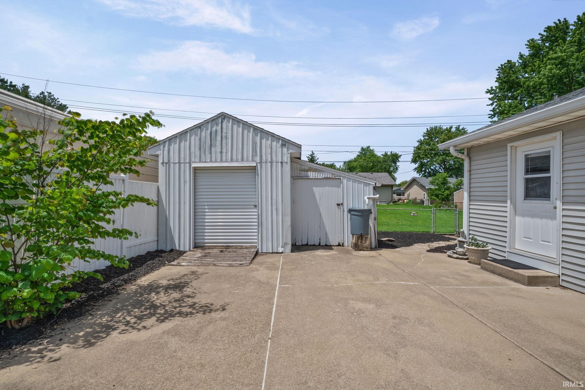 806 Sam Ralston Road Lebanon, IN 46052 - Photo 26 of 33 Gallery Image 26