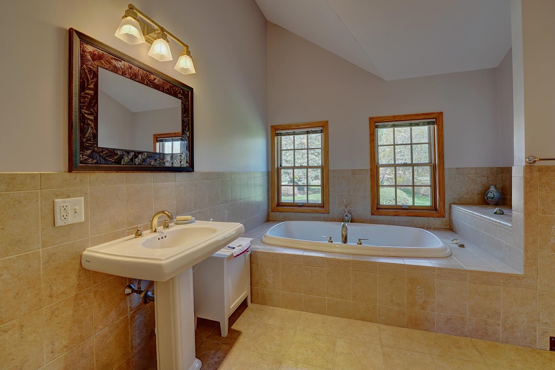 178 Haley Road, Unit 2 Kittery, ME 03904 - Photo 20 of 60