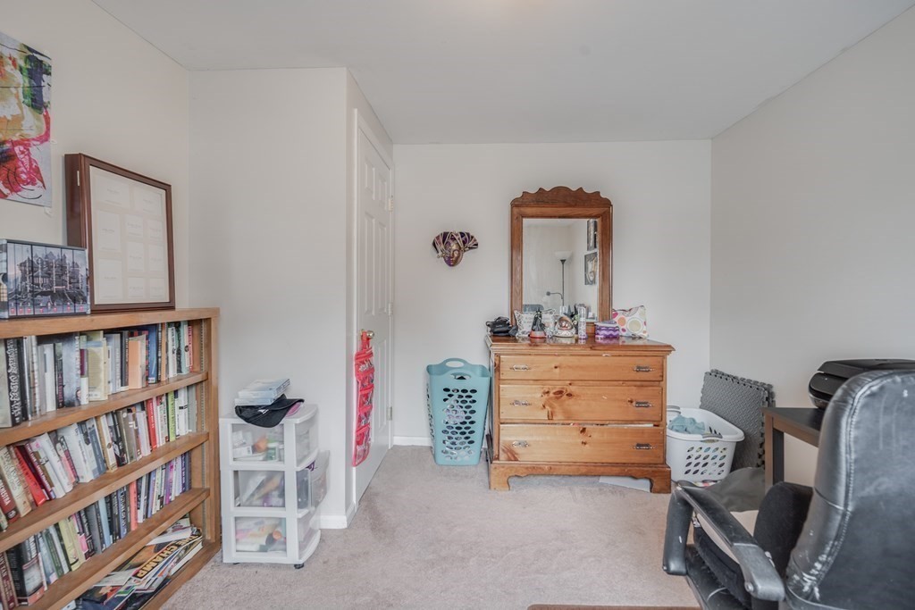 4 Jean Drive Springfield, MA 01104 - Photo 23 of 26