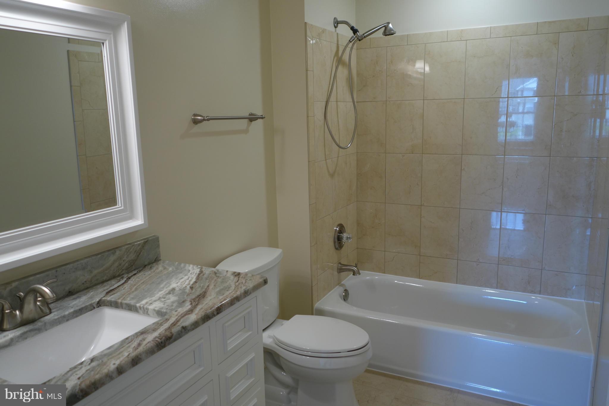 809 Deer Chase Road Culpeper, VA 22701 - Photo 24 of 30 Bath