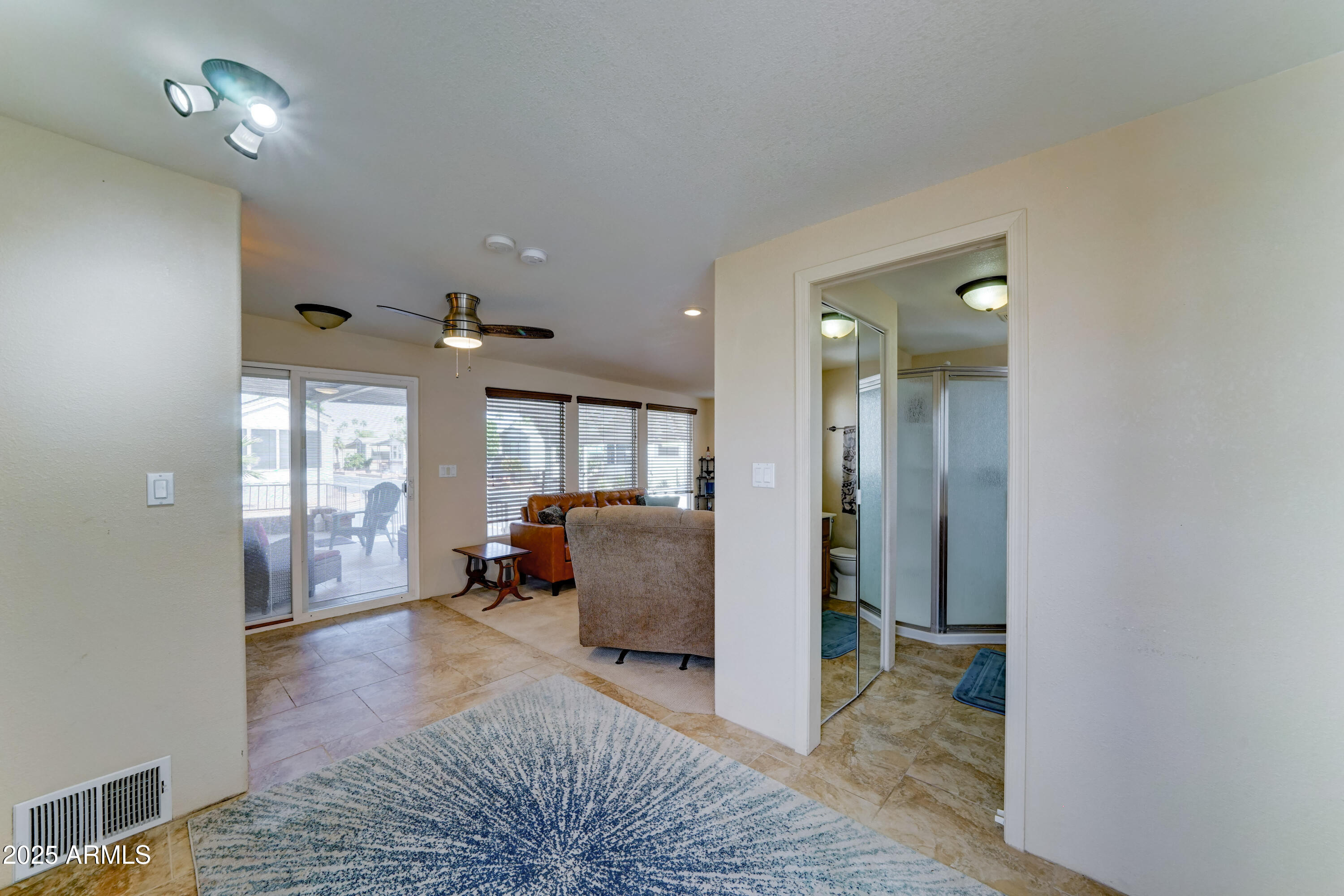 111 South Greenfield Road, Unit 547 Mesa, AZ 85206 - Photo 17 of 28 Craft_office space