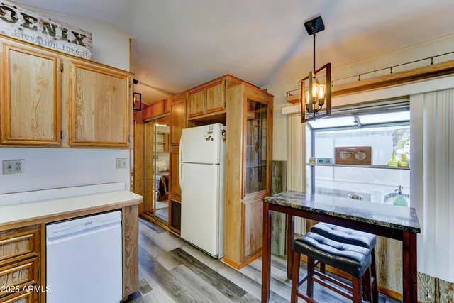 $164,500 | 111 South Greenfield Road, Unit 547, Mesa, AZ 85206