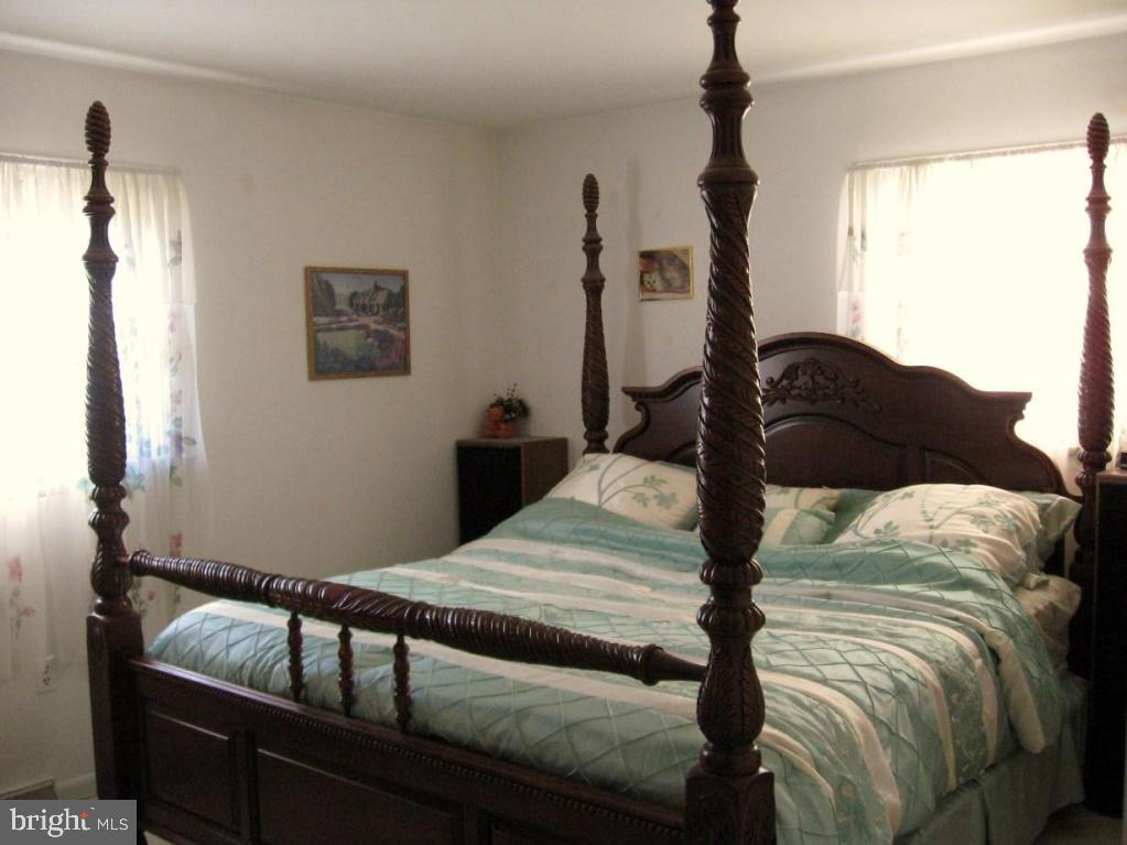 2145 Coventry Road Lancaster, PA 17601 - Photo 12 of 26 Gallery Image 12
