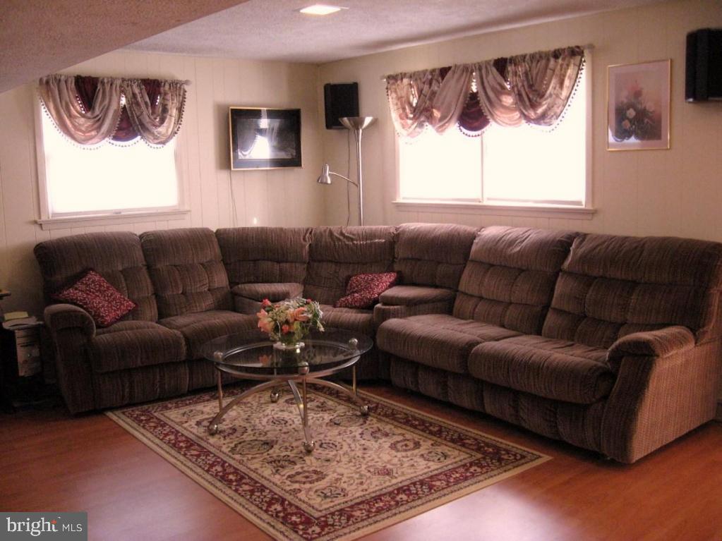 2145 Coventry Road Lancaster, PA 17601 - Photo 23 of 26 Gallery Image 23