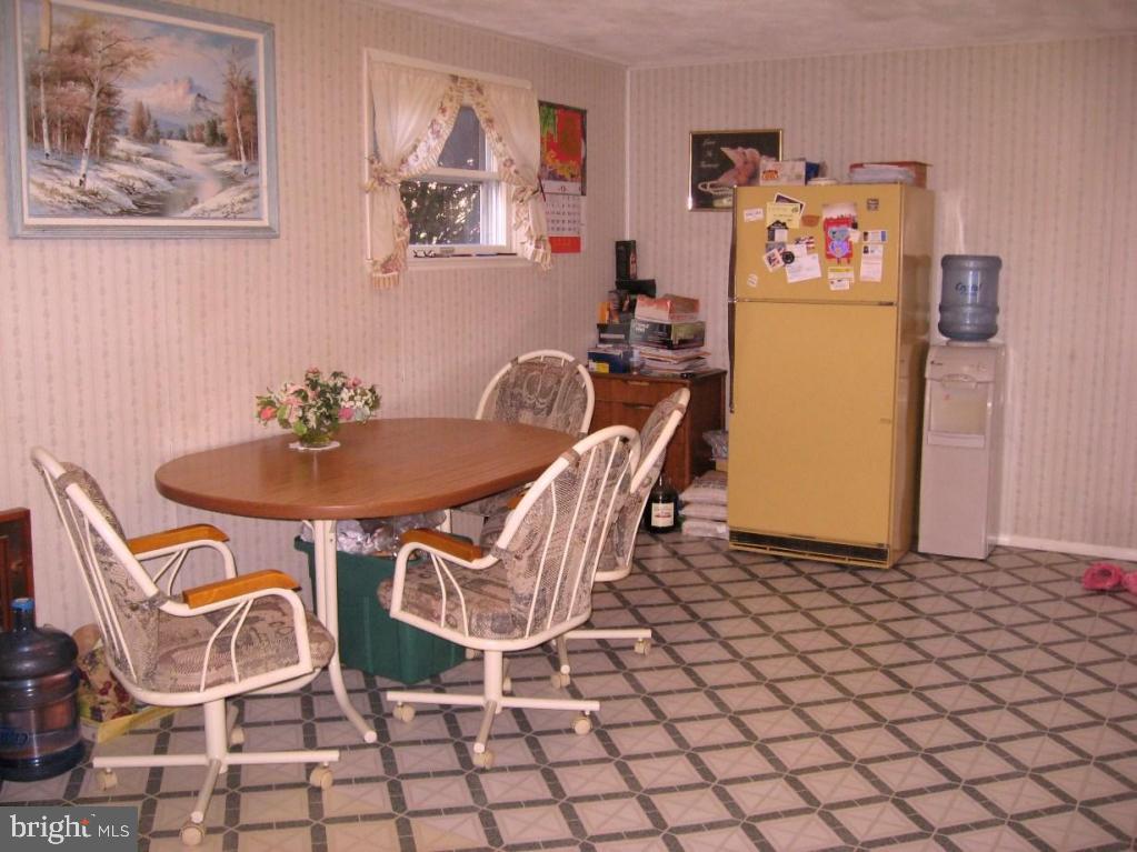 2145 Coventry Road Lancaster, PA 17601 - Photo 25 of 26 Gallery Image 25