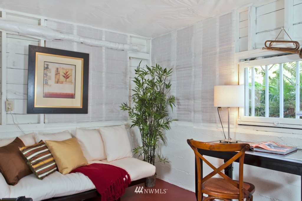 1160 North 76th Street Seattle, WA 98103 - Photo 12 of 15 Gallery Image 12