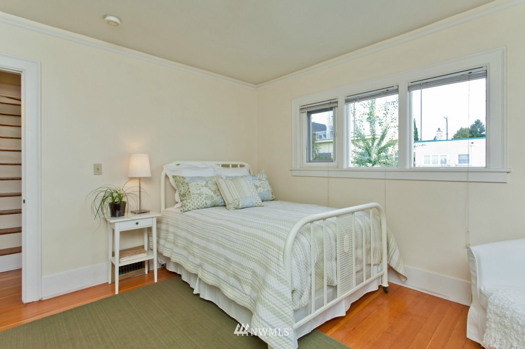 1160 North 76th Street Seattle, WA 98103 - Photo 13 of 15 Gallery Image 13