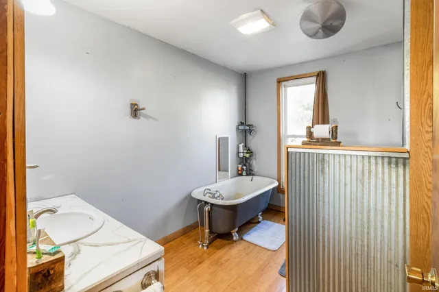 $220,000 | 684 East 225 North, Winchester, IN 47394