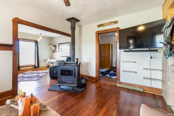 $190,000 | 684 East 225 North, Winchester, IN 47394