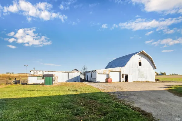 $190,000 | 684 East 225 North, Winchester, IN 47394