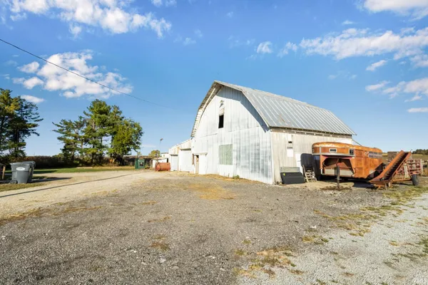 $190,000 | 684 East 225 North, Winchester, IN 47394