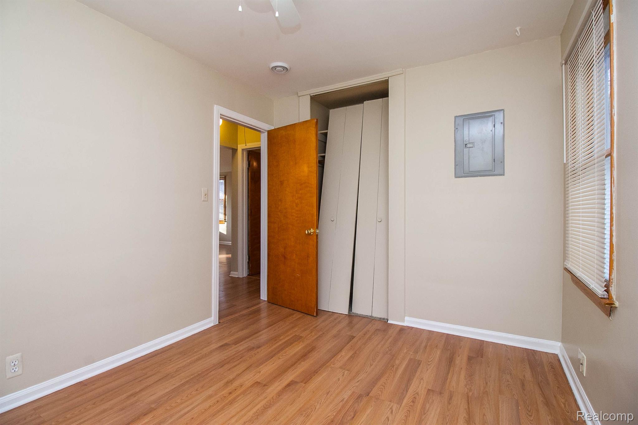 3904 Durham Road Royal Oak, MI 48073 - Photo 17 of 21 Gallery Image 17